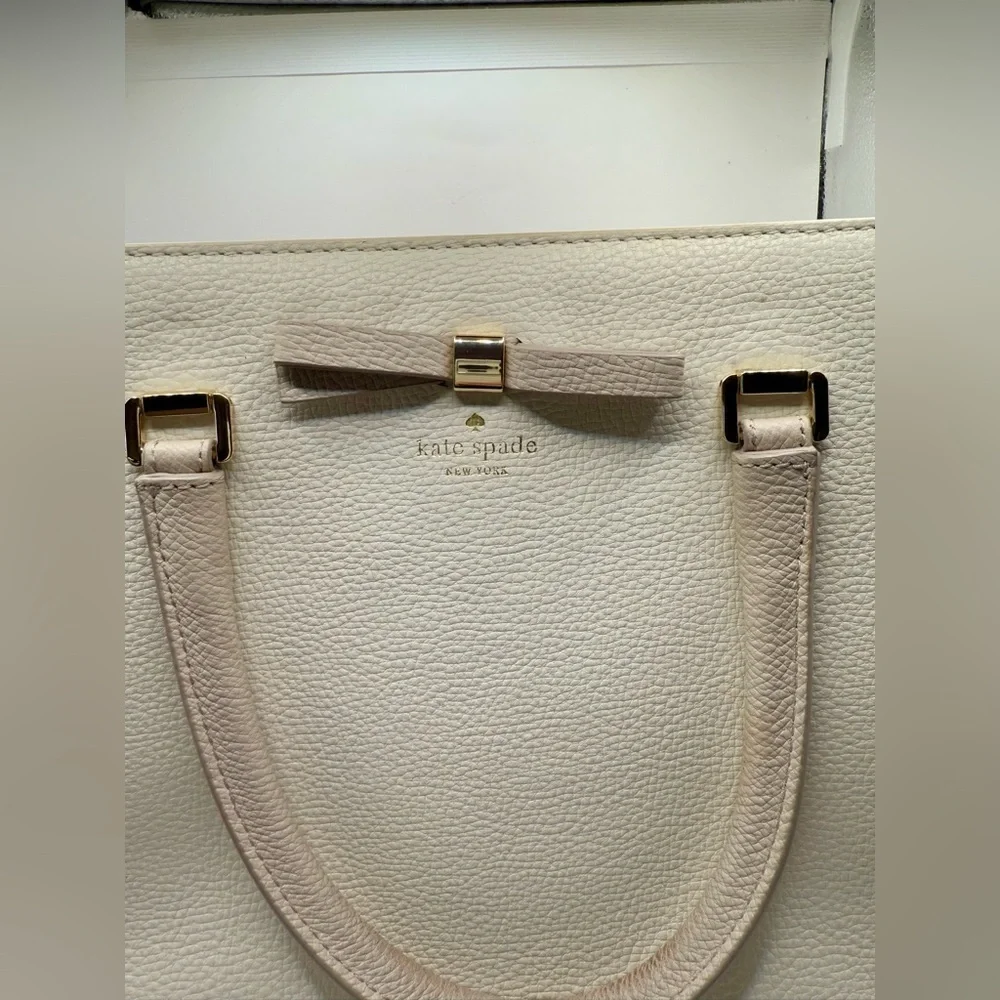 kate spade discover elegance